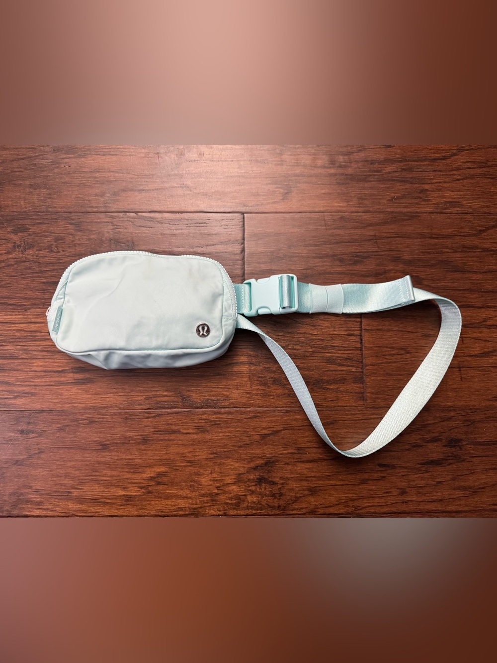 Lululemon light blue everywhere 1L belt bag - Small marks